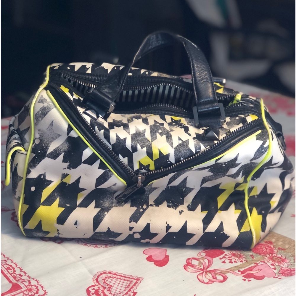 L.A.M.B. Gwen Stefani bag